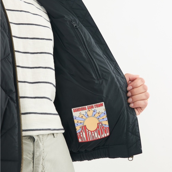 Marine Layer Avalon Lightweight Quilted Bomber - Picture 6 of 7